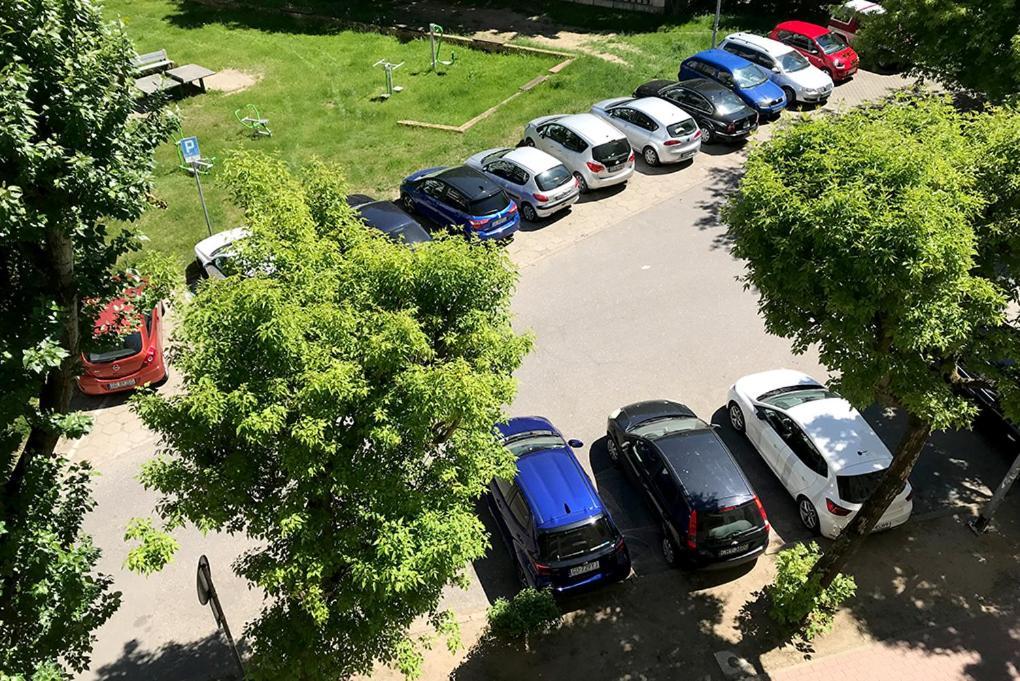 Apartament Niedaleko Plazy Gdansk Bagian luar foto